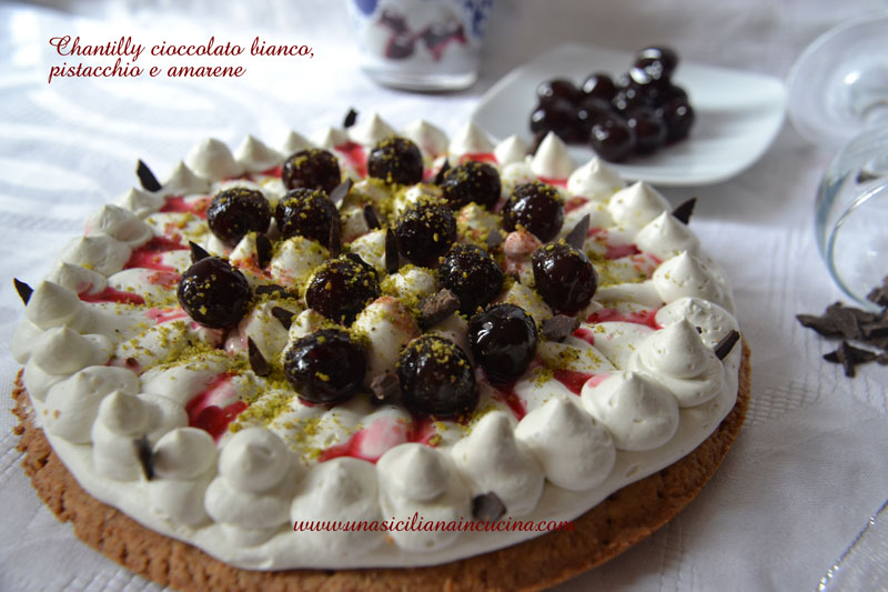 Chantilly-cioccolato-bianco,-pistacchio-amarene-3