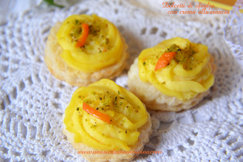 Dolcetti-di-sfoglia-con-crema-arancia-1
