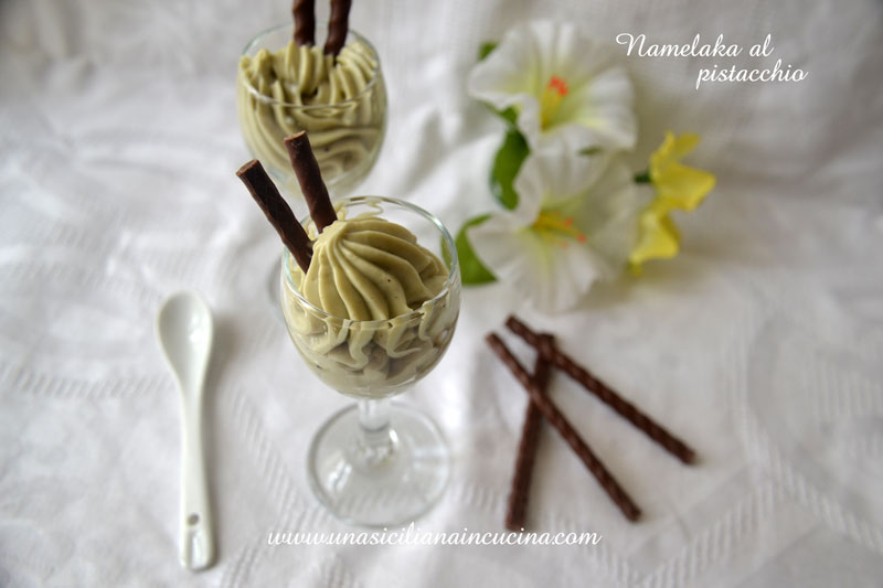 Namelaka-al-pistacchio