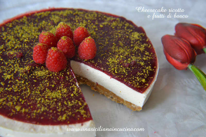cheesecake-ricotta-e-frutti-di-bosco cheesecake-ricotta-e-frutti-di-bosco