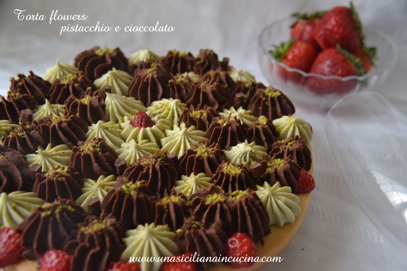Torta flowers pistacchio cioccolato