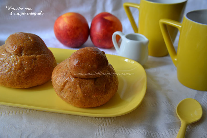 Brioche-con-il-tuppo-integrali