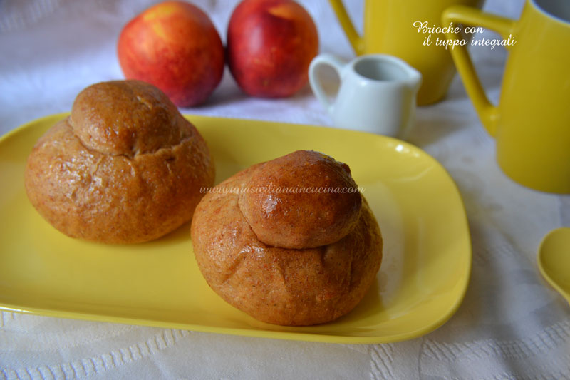 Brioche-con-il-tuppo-integrali