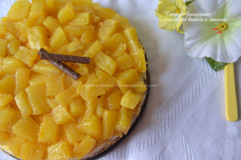 Crostata-frangipane,-cioccolato-bianco-e-ananas-1