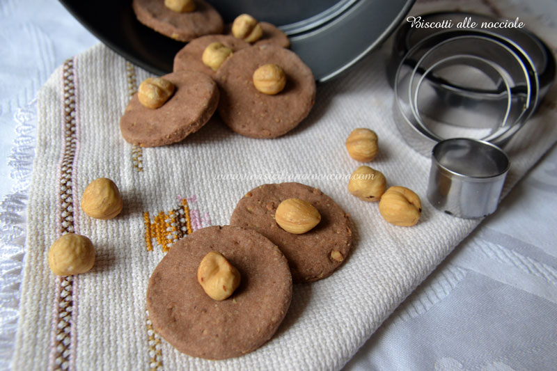 biscotti-alle-nocciole