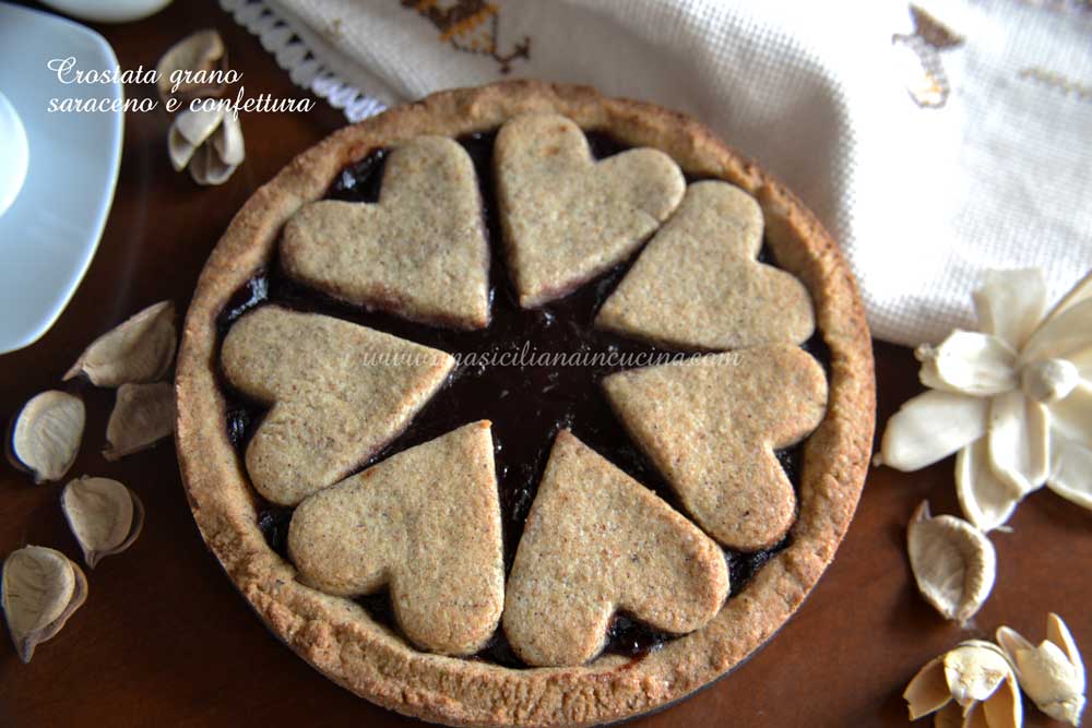 crostata grano saraceno e confettura crostata grano saraceno e confettura