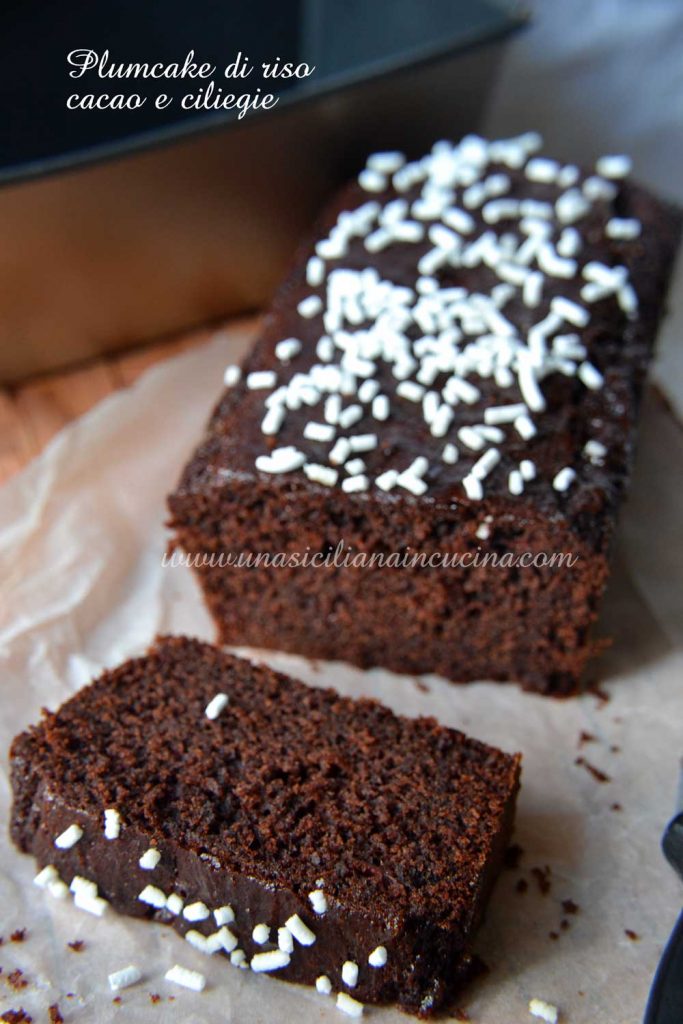 Plumcake di riso cacao e ciliegie