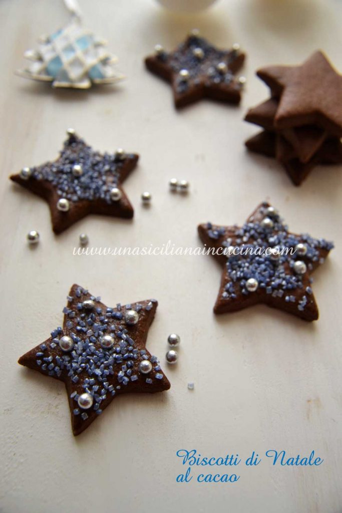 Biscotti di Natale al cacao Biscotti di Natale al cacao