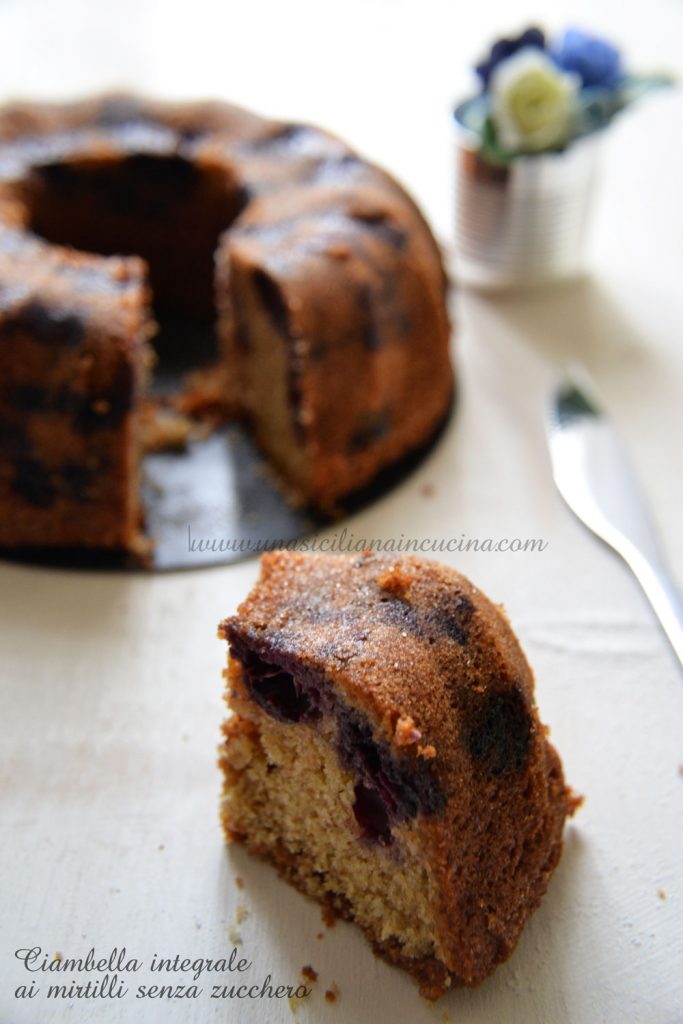 Ciambella integrale senza zucchero e mirtilli