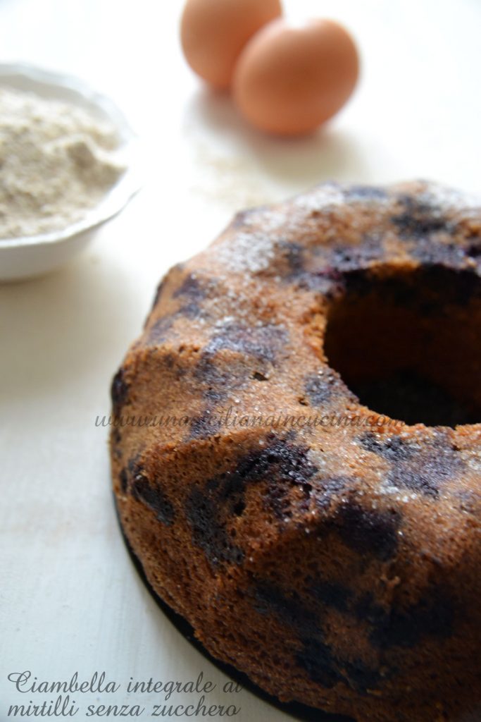 Ciambella integrale senza zucchero e mirtilli