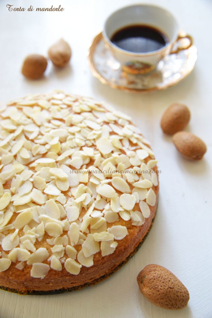 Torta di mandorle siciliane Torta di mandorle siciliane