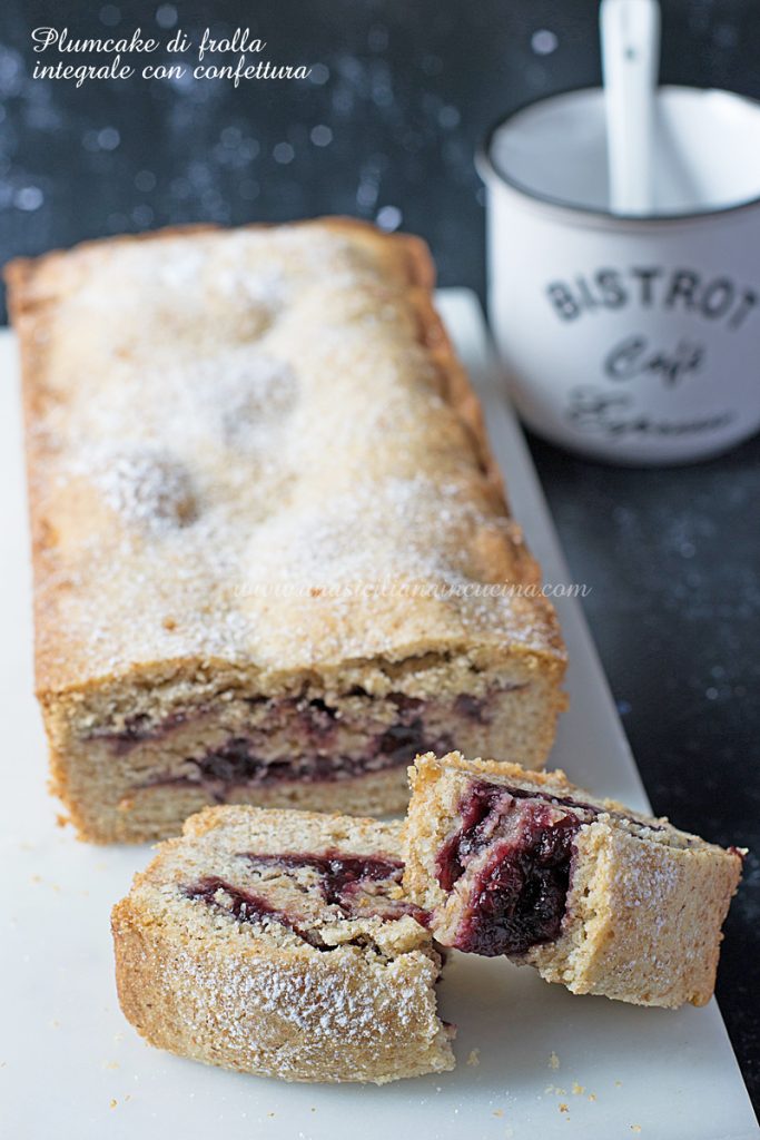 Plumcake di frolla integrale con confettura