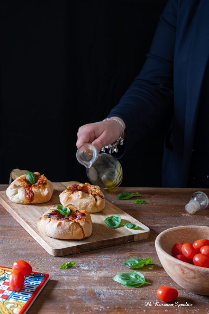 Strombolini panini ripieni siciliani