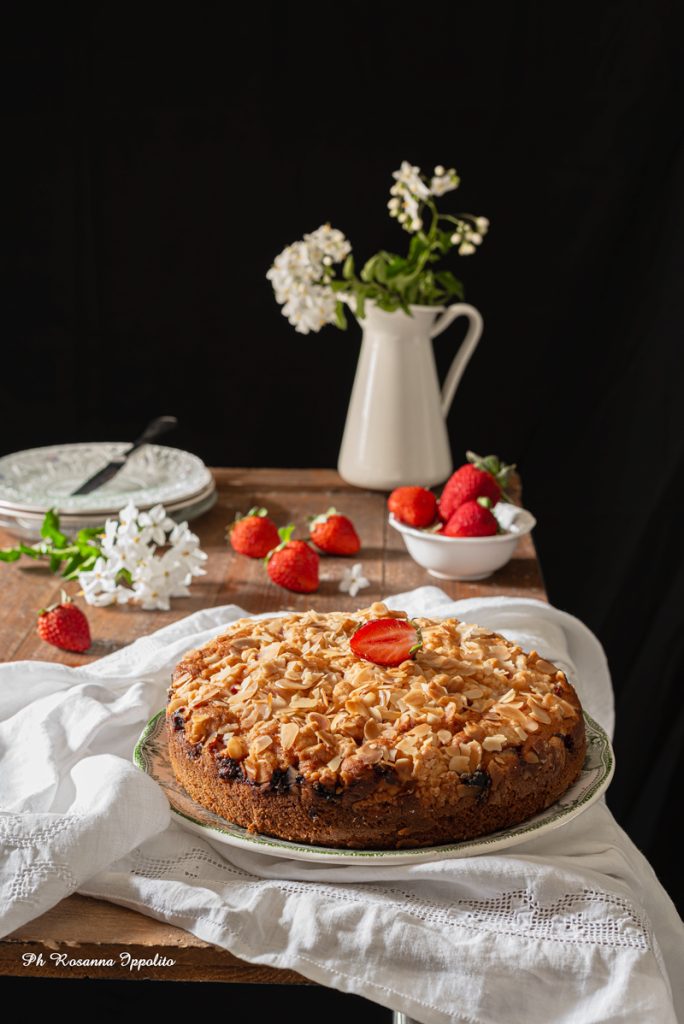 Torta fragole e mandorle