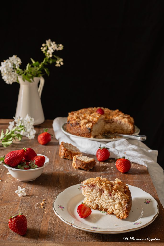 Torta fragole e mandorle